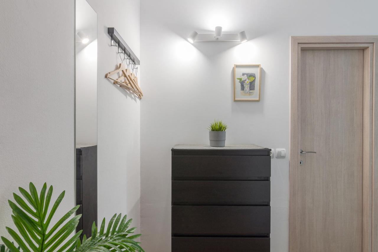 Aphrodite Apartment Atena Exterior foto